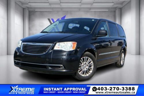 Used Van 2013 Chrysler Town & Country RTYR53 Brilliant Black Crystal Pearl