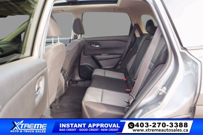 2024 Nissan Rogue SV Premium   - NO FEES! HAIL SALE! - Image 11
