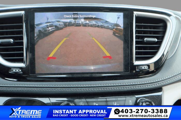 2023 Chrysler Pacifica Touring L AWD   - NO FEES! HAIL SALE - Image 14