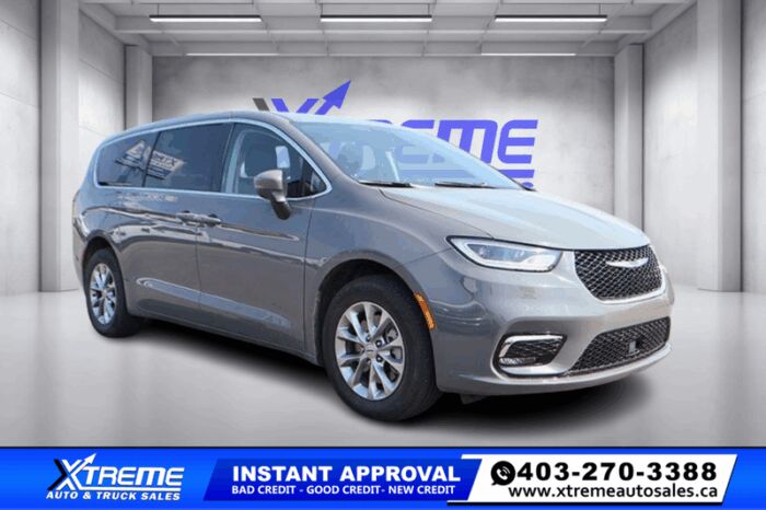 2023 Chrysler Pacifica Touring L AWD   - NO FEES! HAIL SALE - Image 3