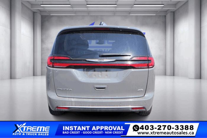 2023 Chrysler Pacifica Touring L AWD   - NO FEES! HAIL SALE - Image 6