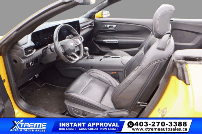 2024 Ford Mustang EcoBoost Premium Convertible  NO FEES! - Image 9