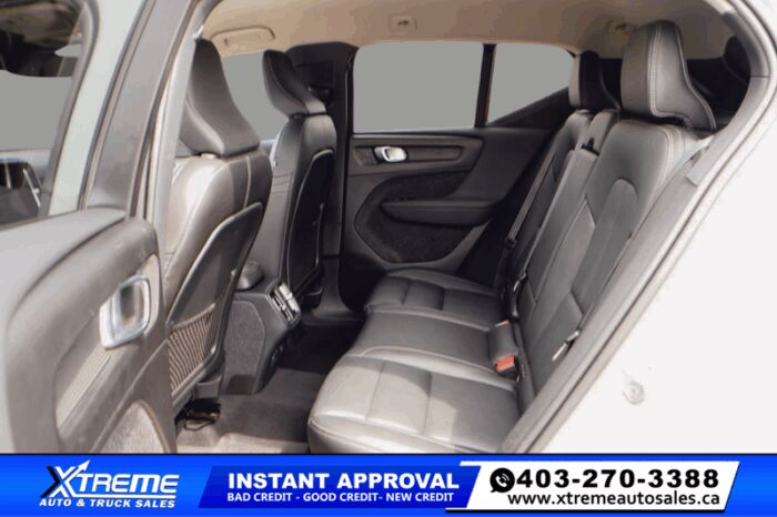 2024 Volvo XC40 B5 AWD Core Bright Theme   - NO FEES! - Image 11